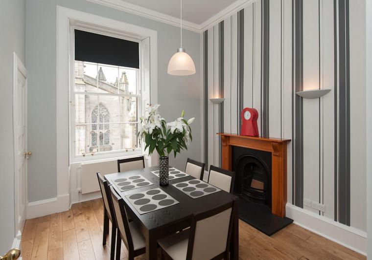 Ferienwohnung Parliament Sq Apt 12 Royal Mile Edinburgh Exterior foto